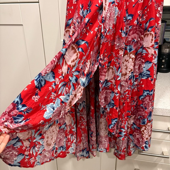 AUGUSTE Shirred Waist Maxi Skirt from Revolve - Picture 7 of 9